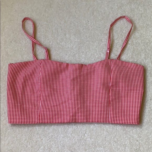 Brandy Melville Tops - Brandy Melville Crop Top